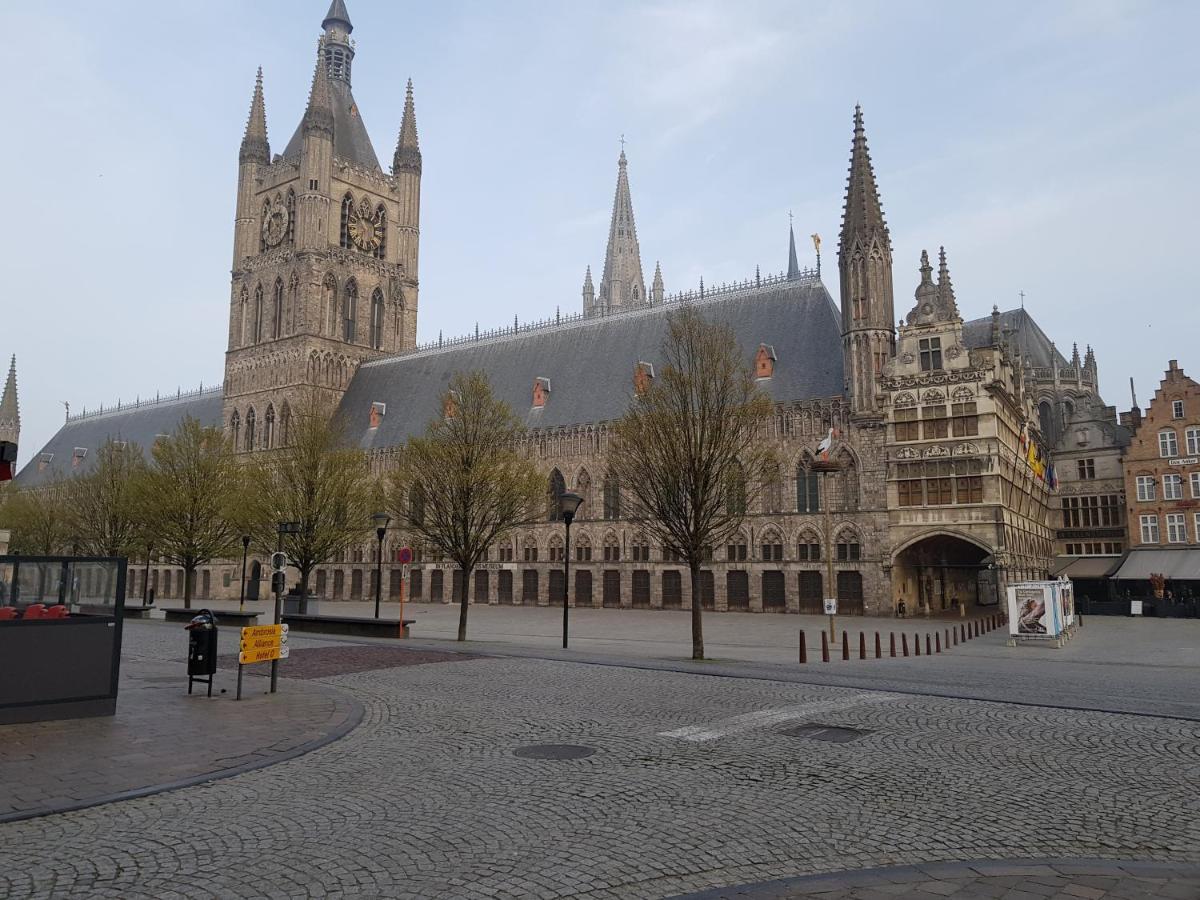 B&B Delices De Rose Ypres Exterior photo